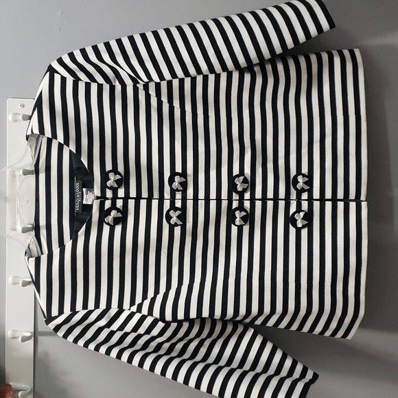 Molly & Maxx Jackets & Blazers - Molly & Maxx Petite Ivory and Black Stripe 3/4 Sleeve Jacket